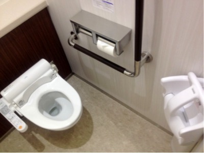 区民センタートイレ1